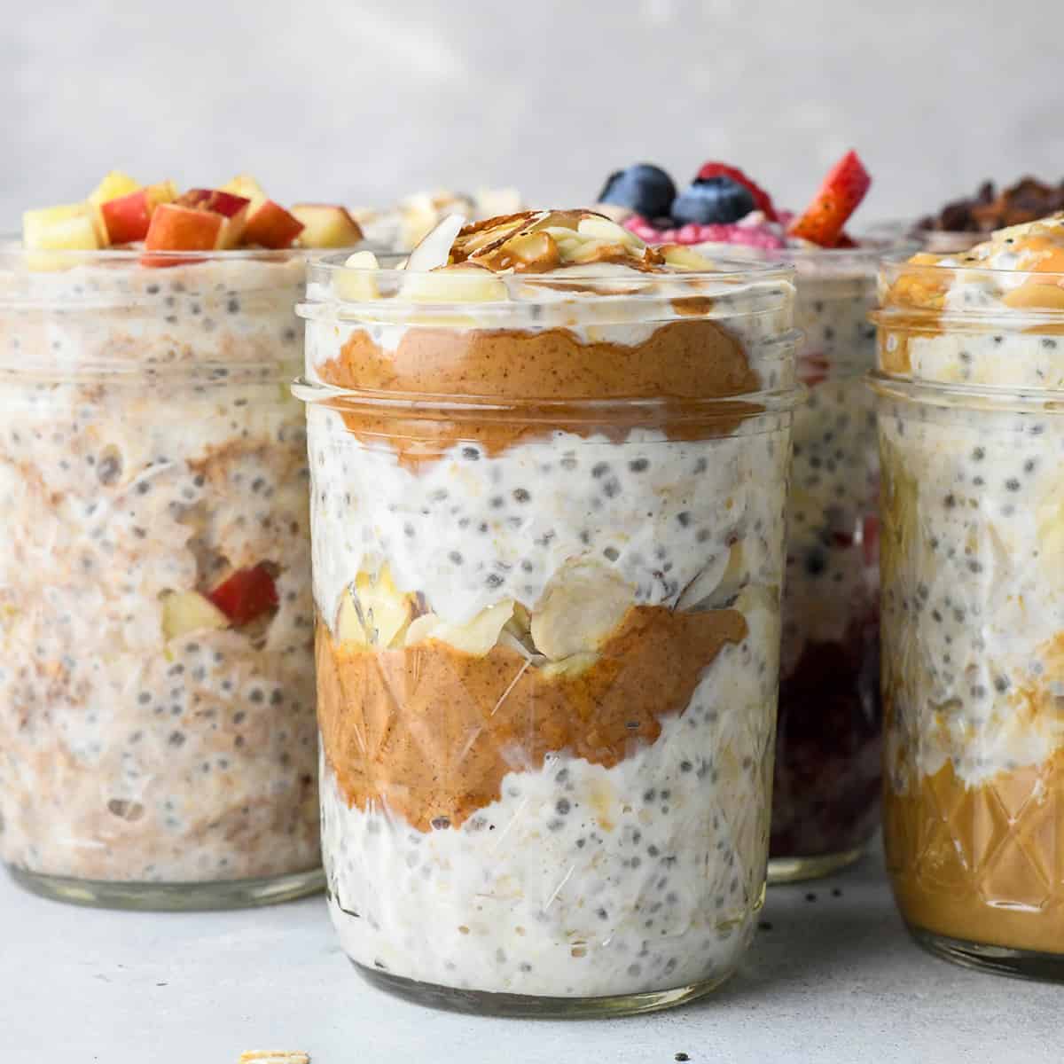 5 jars of Overnight Oats with different flavors