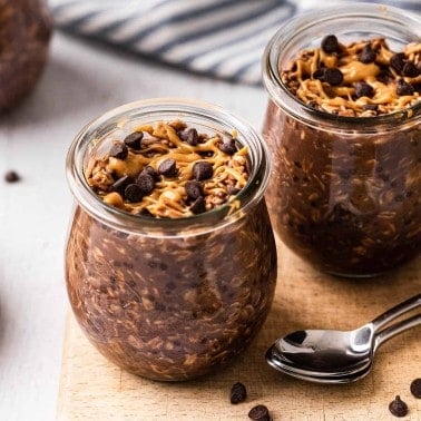 Chocolate Peanut Butter Overnight Oats