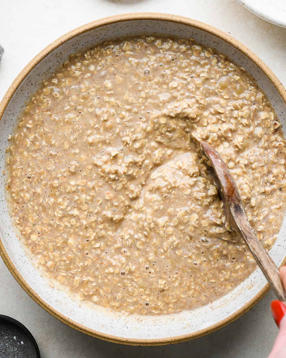 making peanut butter banana baked oatmeal, dry ingredients after mixing